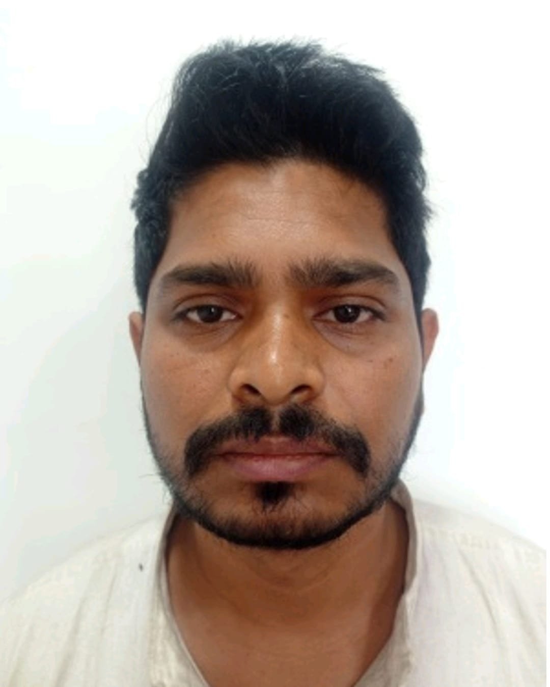 एसओजी का कोलकाता में बड़ा ऑपरेशन: ₹10 हजार का इनामी डमी अभ्यर्थी गिरफ्तार